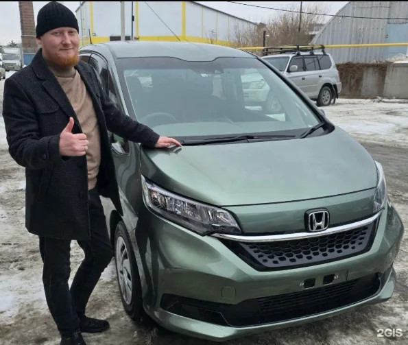 Клиент Илья со своим автомобилем Honda
